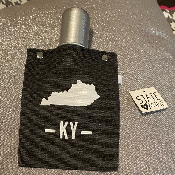 ⭐️Kentucky Canvas Flask - Picture 1 of 9